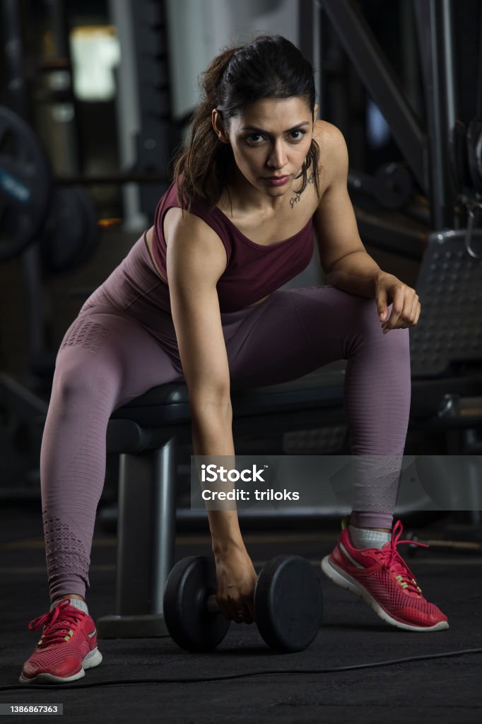 healthy-woman-legs-dark At muscle blast gym ,we believe that fitness is not just about looking good but also about feeling strong , confident , and heathy. Our goal is to provide a motivation and friendly environment